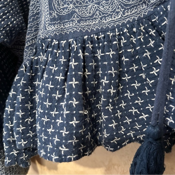 Free People Santorini Lace Up Heavily Embroidered Ruffle Hem Sleeve Crop Top XS - Picture 7 of 13